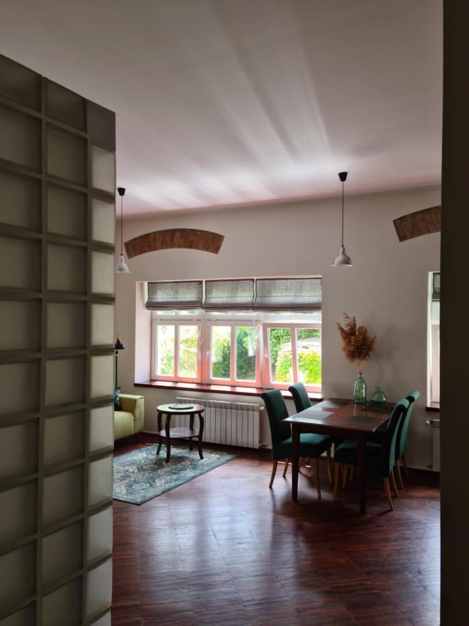 Apartament W Starej Szkole Apartment Srebrna Gora Exterior photo